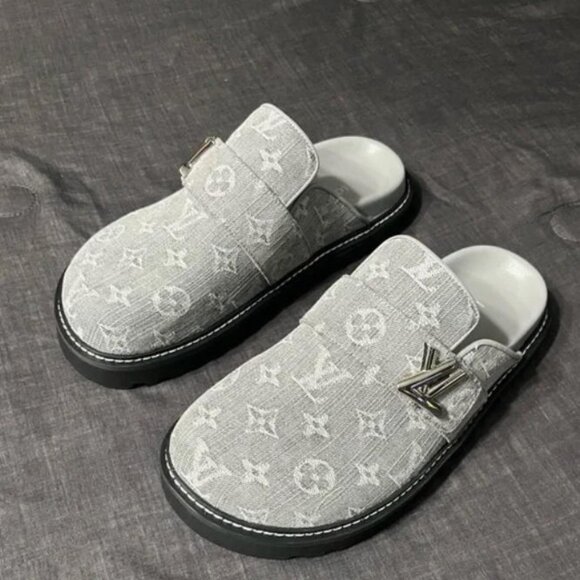 Louis Vuitton Cosy Comfort Mule-Size 9 in women’s - Picture 1 of 4